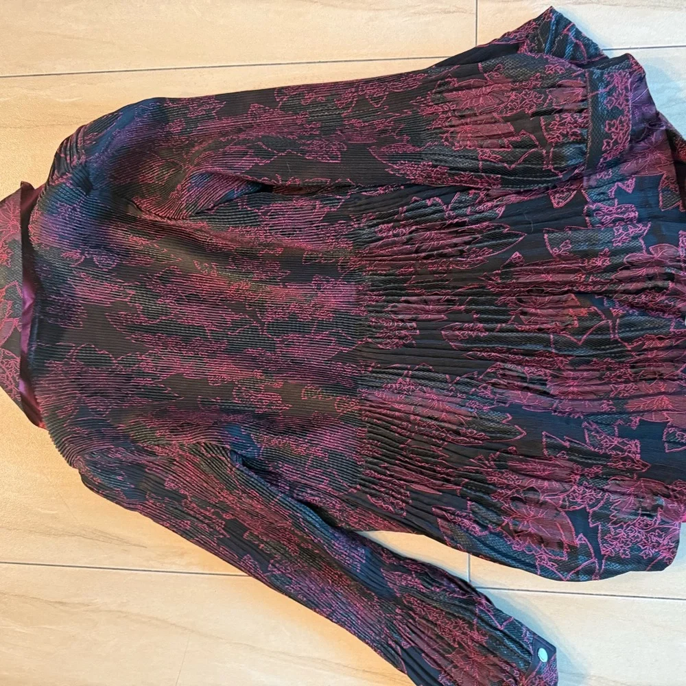 Regal Burgundy Blazer by Lindi - Picture 9 of 16